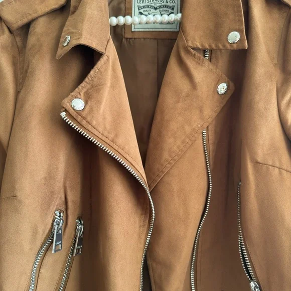 Levi's Women's Suede-Look Moto Jacket in Cognac Brown - Picture 4 of 4